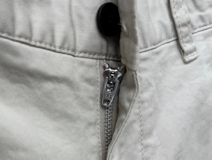 PANTALÓN CORTO